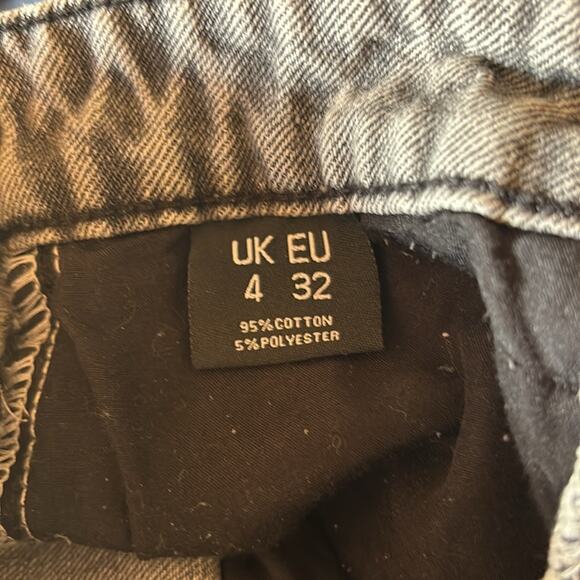 Pretty Little Things Mini Jean Skirt Size 00 - Picture 4 of 4